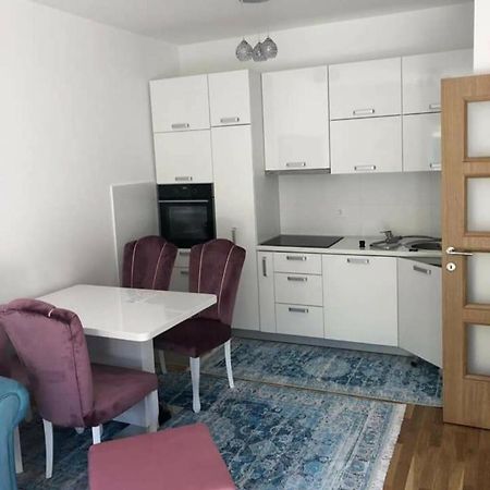 Kenza Jednosobni Stanovi Apartment พอดโกริกา ภายนอก รูปภาพ