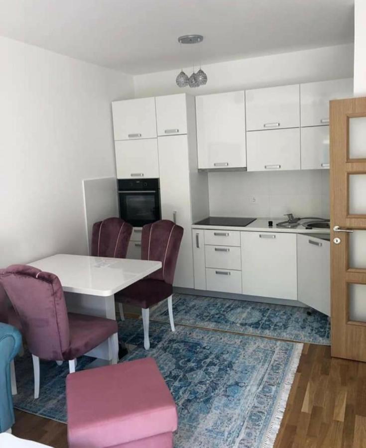 Kenza Jednosobni Stanovi Apartment พอดโกริกา ภายนอก รูปภาพ