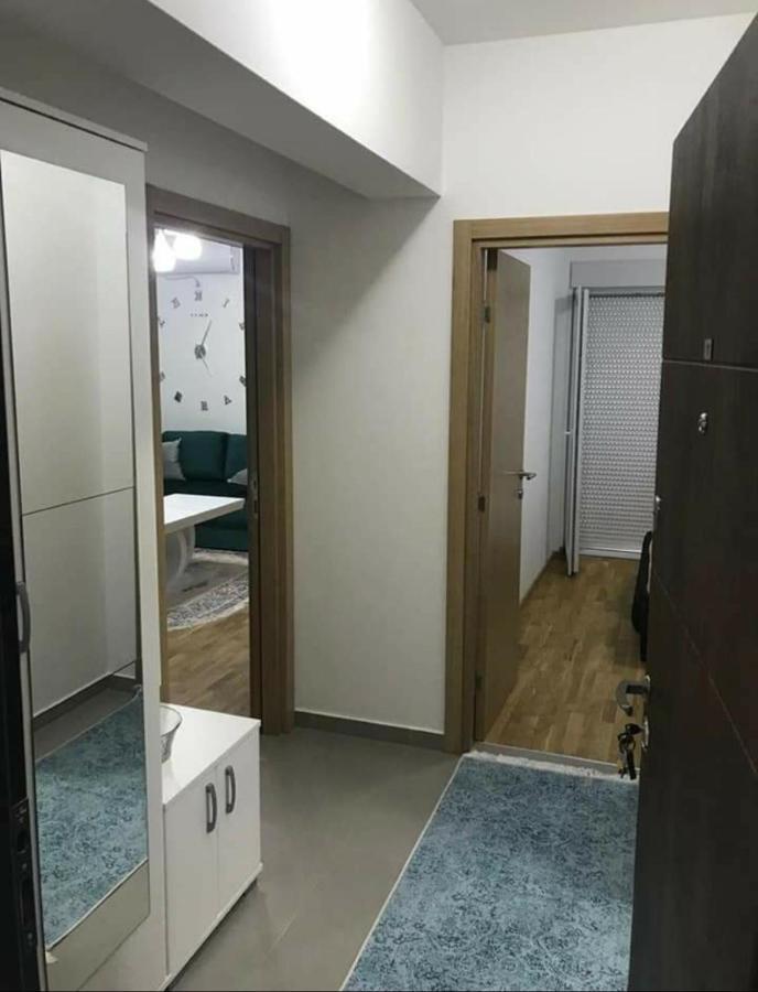 Kenza Jednosobni Stanovi Apartment พอดโกริกา ภายนอก รูปภาพ