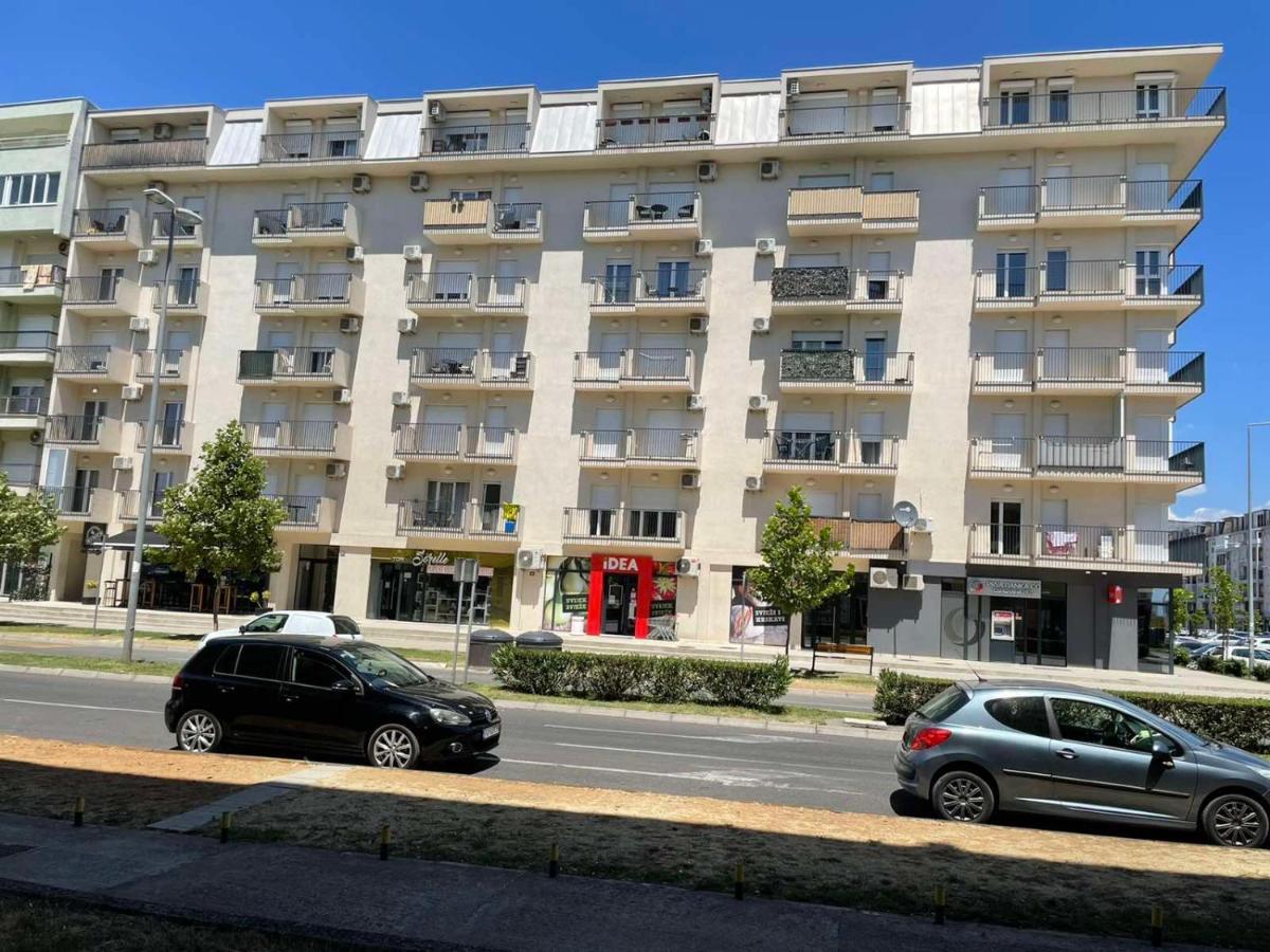 Kenza Jednosobni Stanovi Apartment พอดโกริกา ภายนอก รูปภาพ
